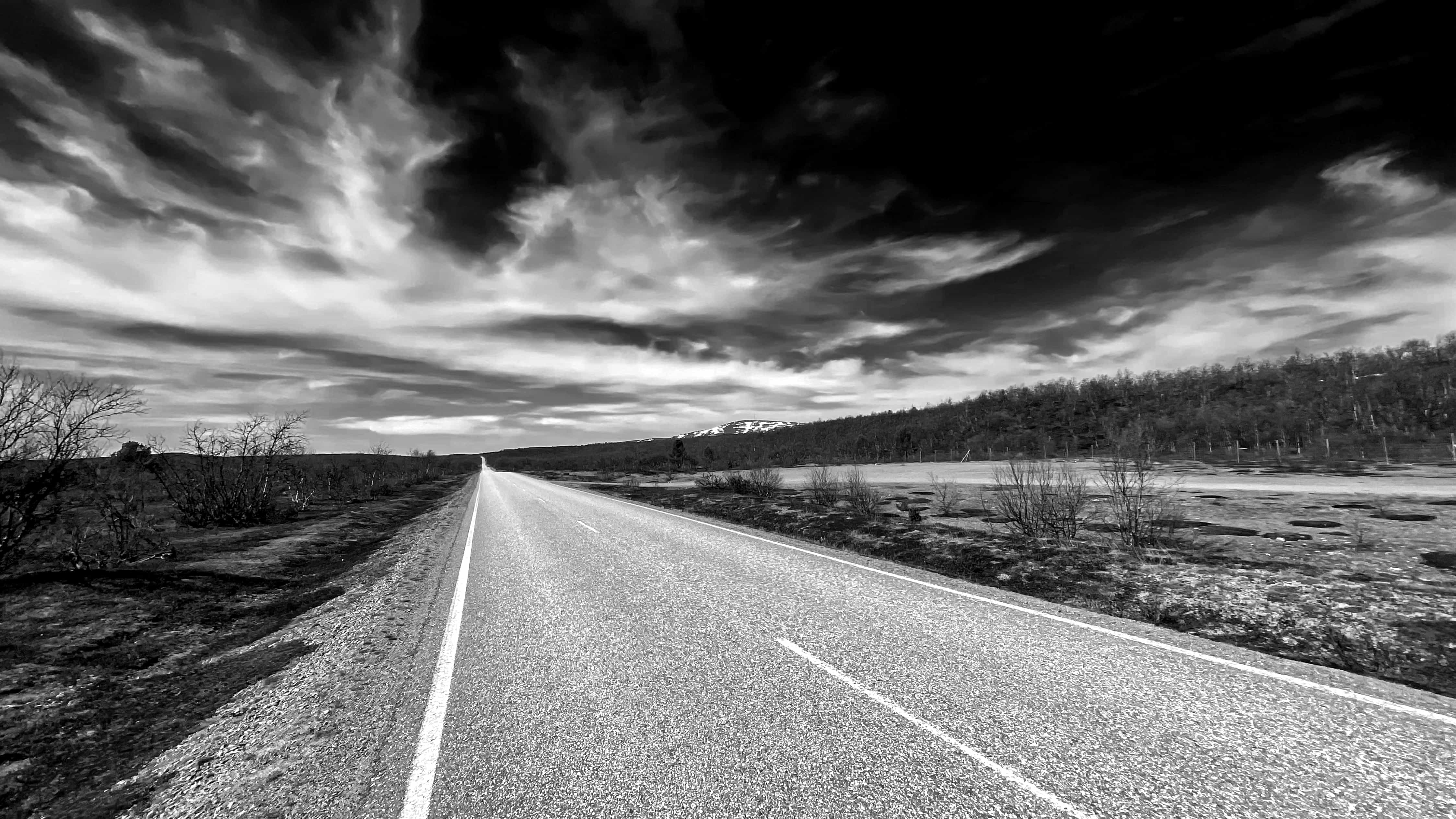 The road to Karigasniemi